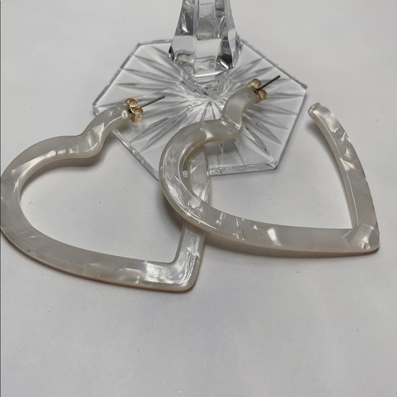 Pack of three hoop heart earrings - Picture 4 of 4